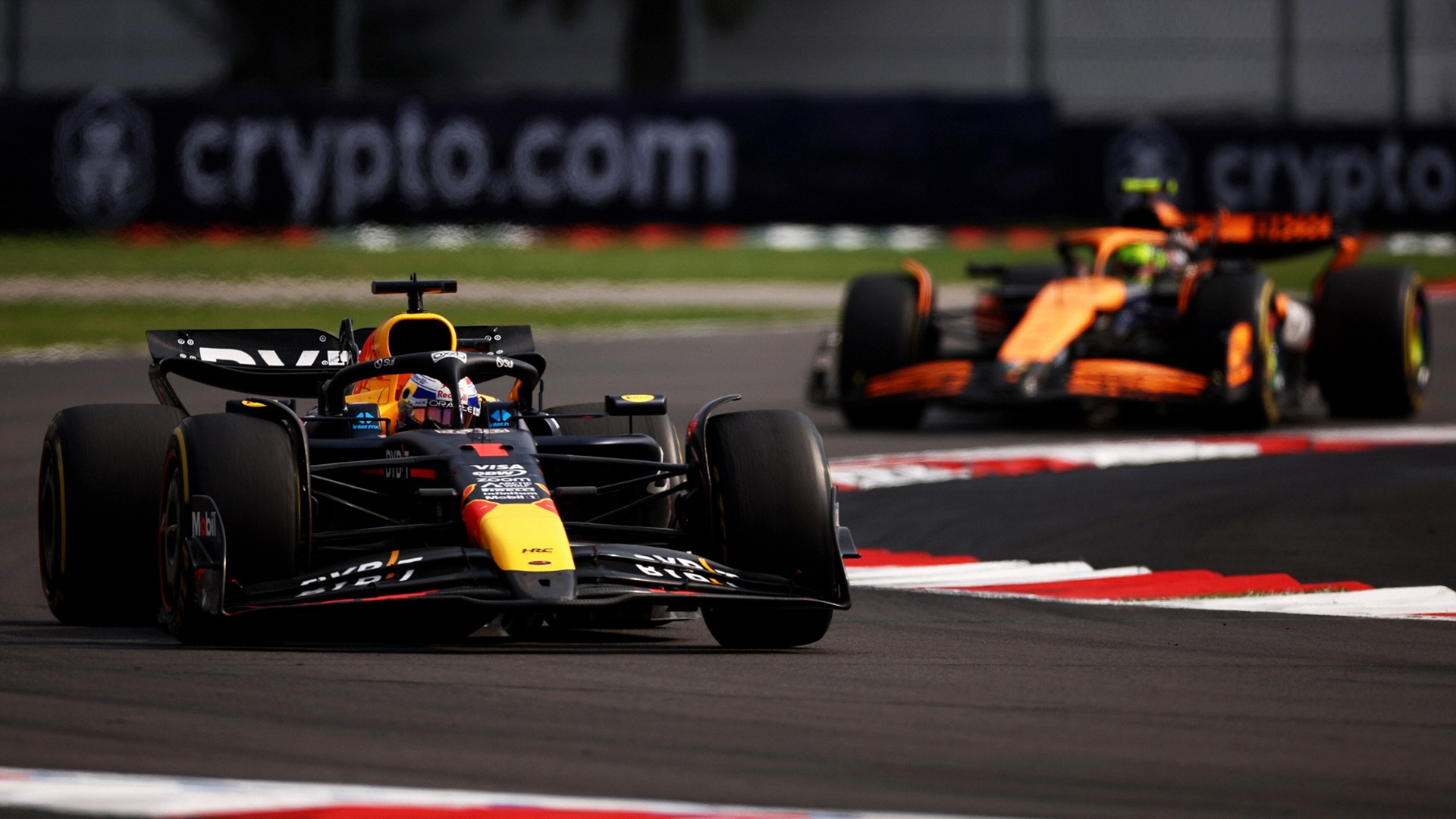 2024-10-27 Verstappen Norris F1 Formula 1