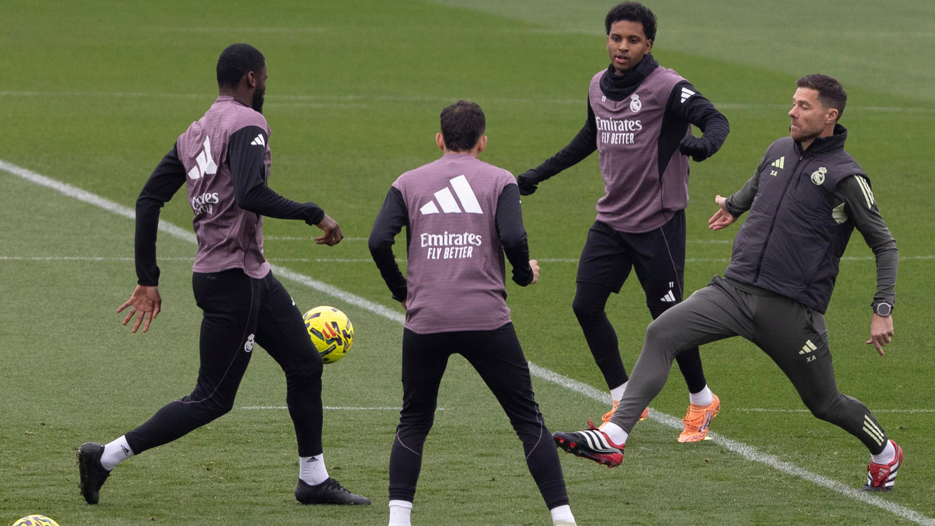 Xabi Alonso entrenamiento Real Madrid