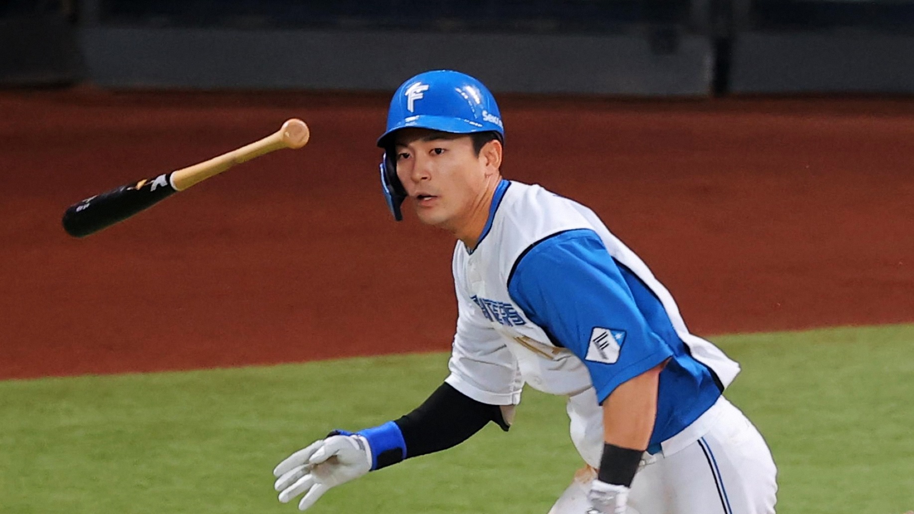 2024-10-14-npb-Fighters-Mizuno