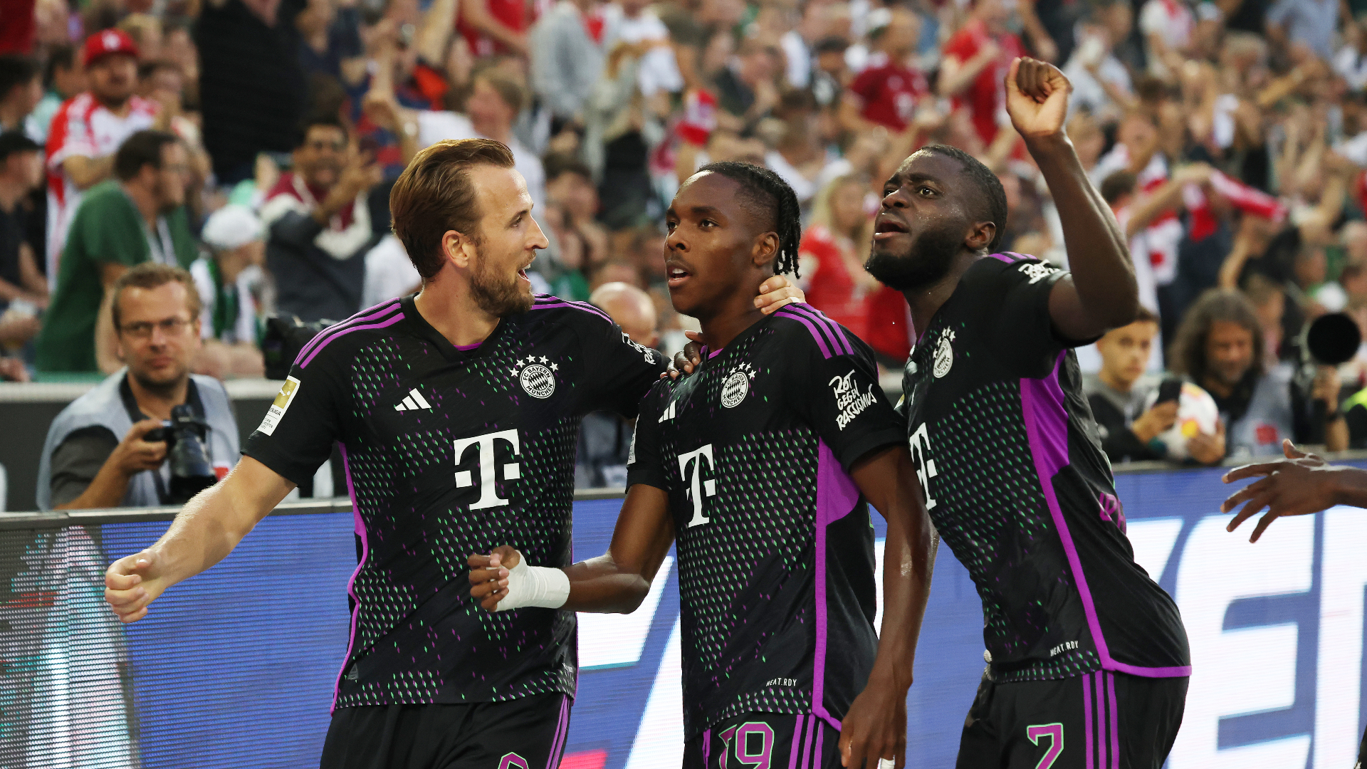 FC Bayern Tel Kane Upamecano 2023 Bundesliga