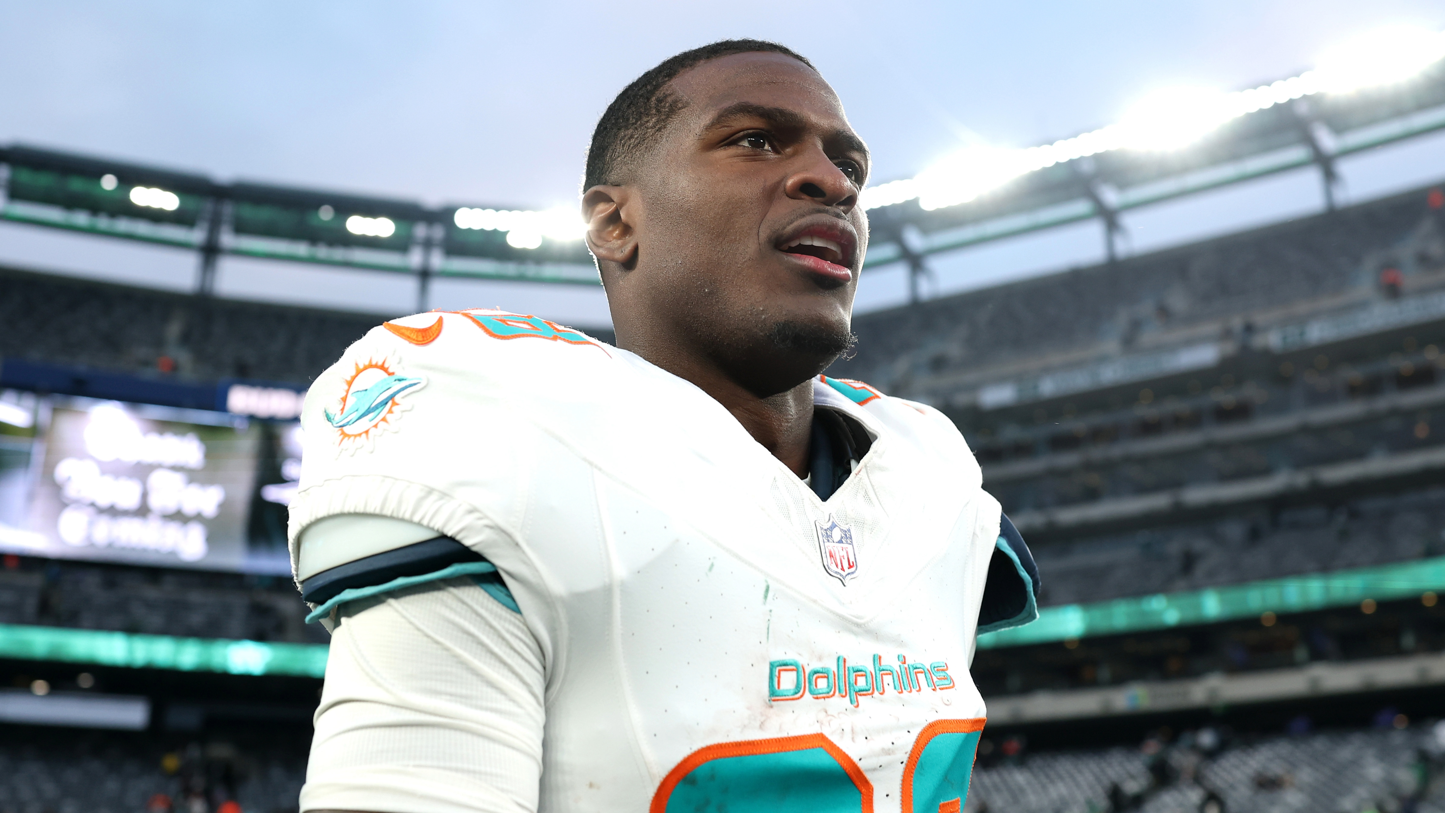Miami Dolphins De'Von Achane 16x9