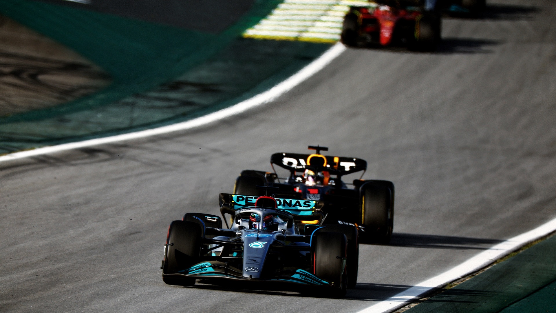 2022-11-13 Russell Verstappen F1 Formula 1