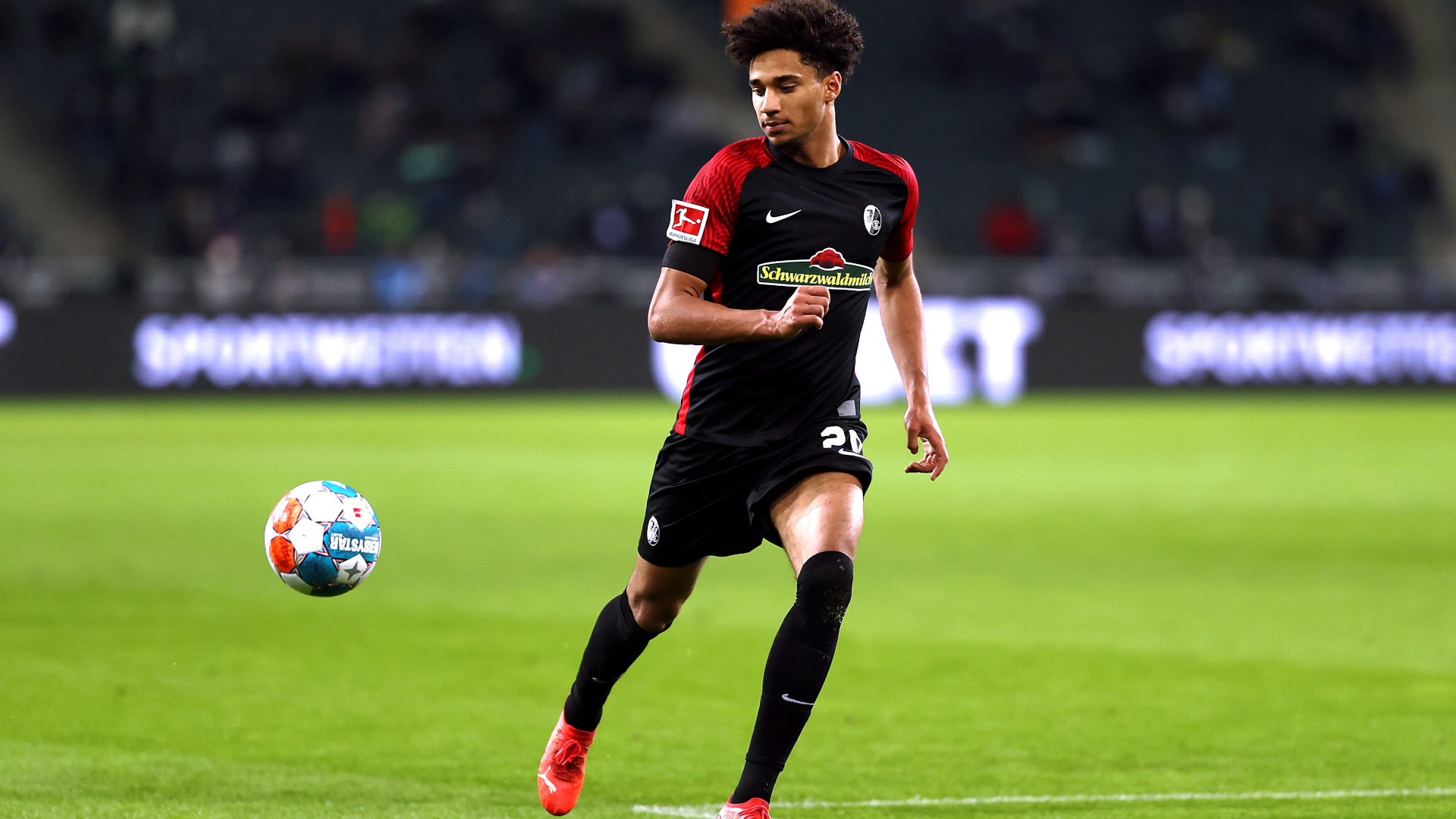 Kevin Schade SC Freiburg Bundesliga vs. Borussia Mönchengladbach 05122021