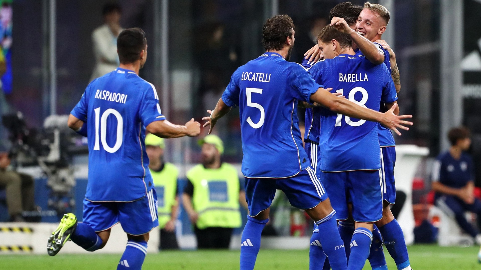 2023-09-12-italy-frattesi-locatelli-barella-raspadori