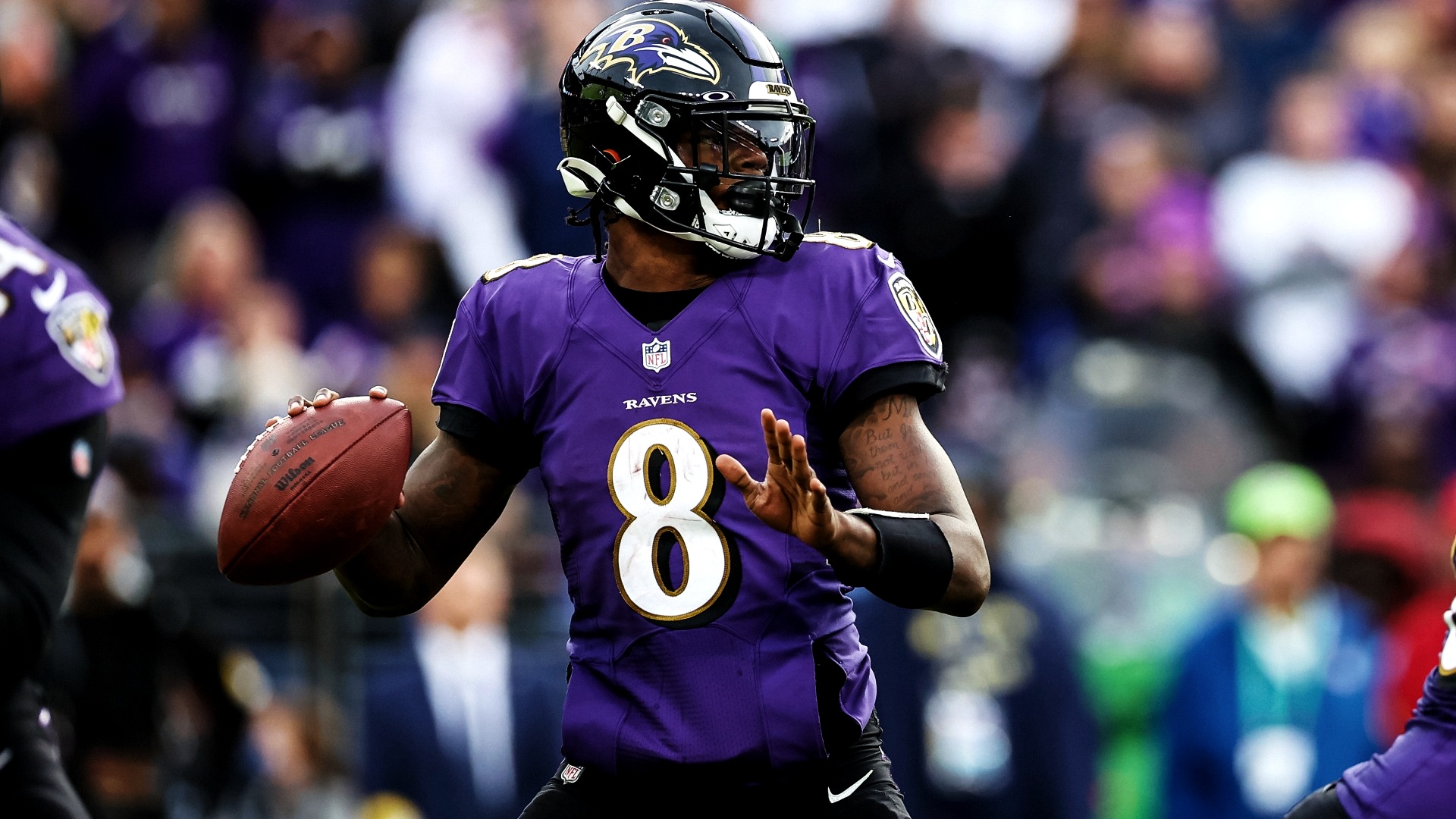 2021-11-10-NFL-Lamar-Jackson
