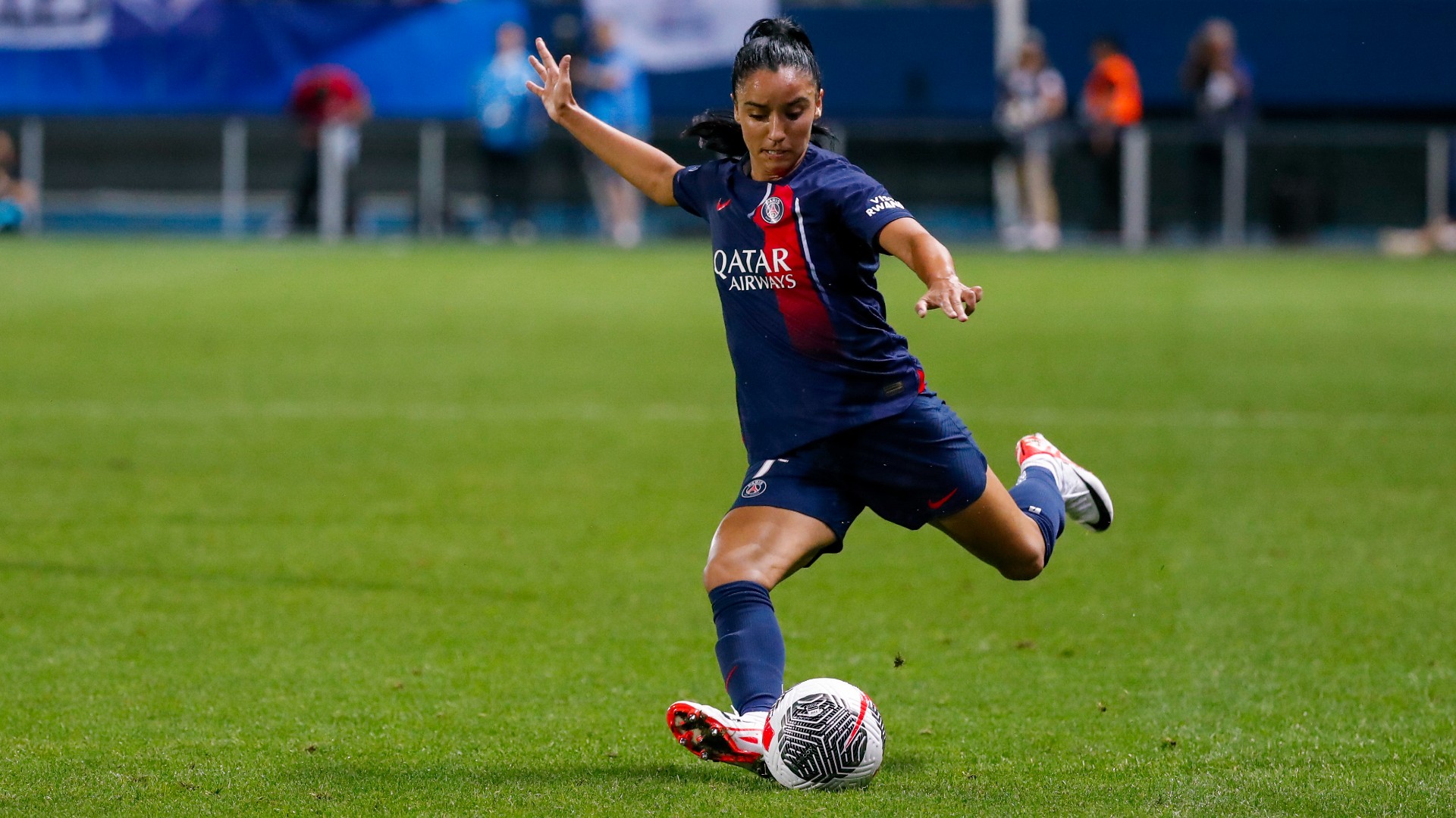 PSG Sakina Karchaoui 100923