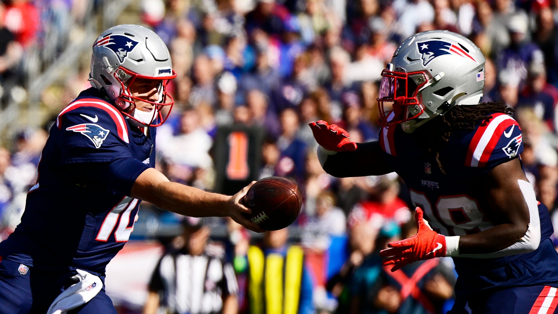 New England Patrios Mac Jones NFL 081023