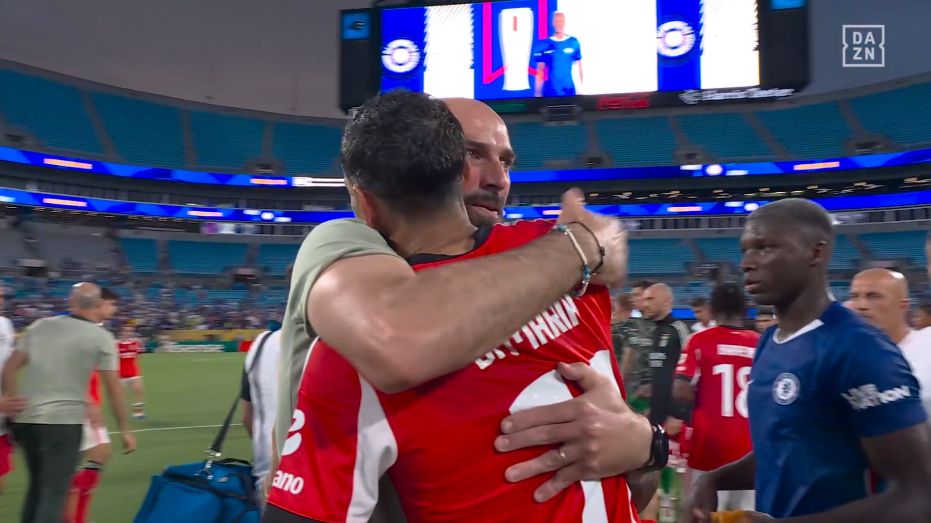 Di María y Willy Caballero