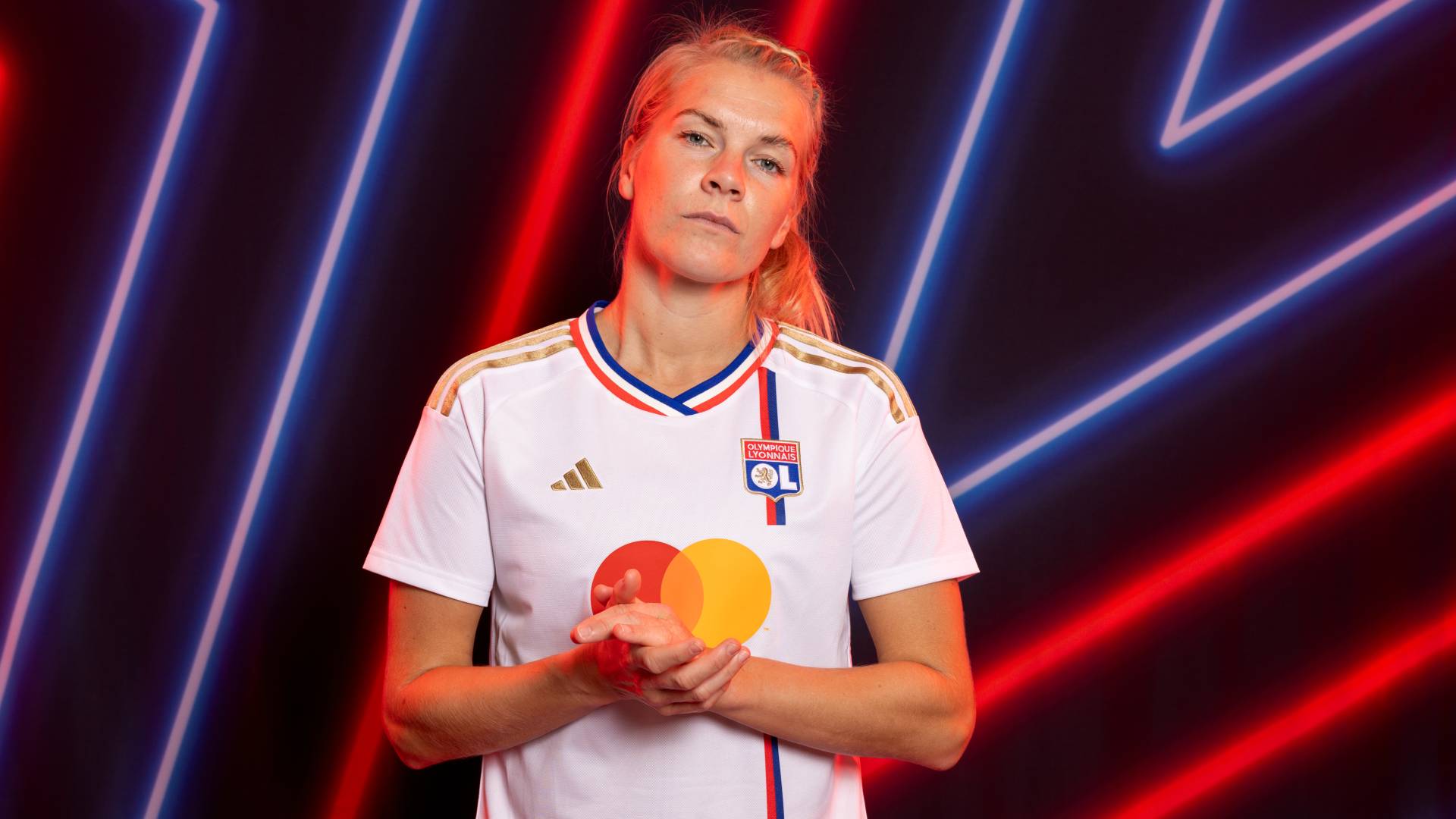 Ada Hegerberg Lyon_UWCL 23-24 portrait
