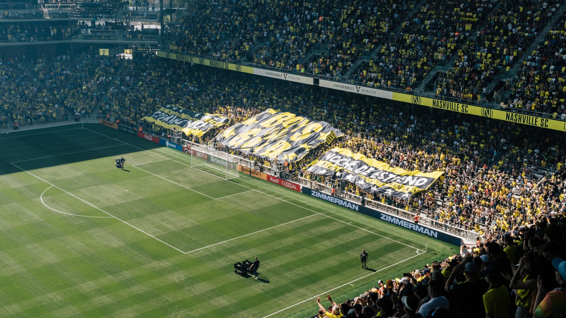 El GEODIS Park, lleno