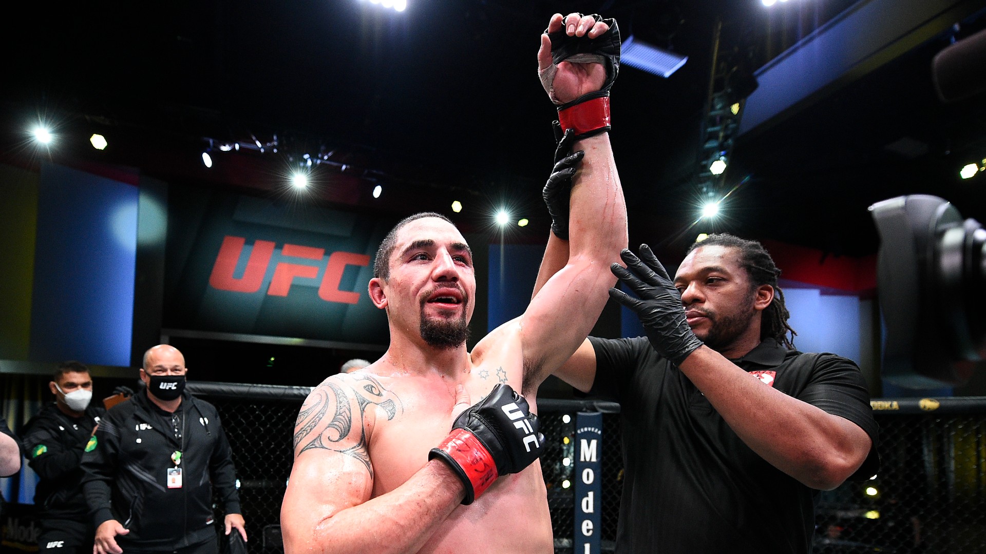 Robert Whittaker UFC 11042021