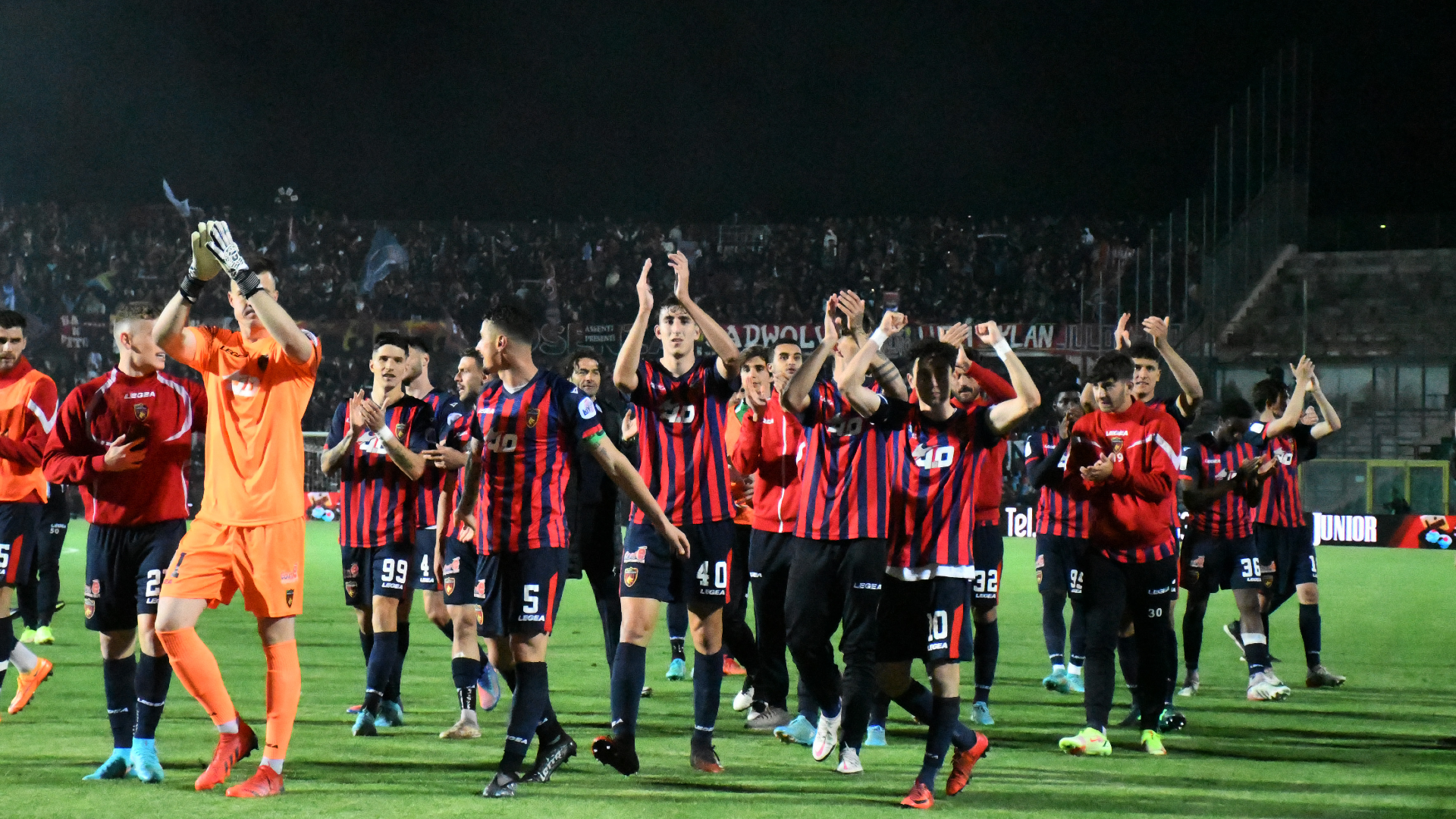 Cosenza, Serie BKT, playout, DAZN Italia