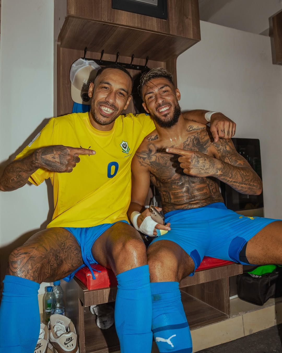 Auba y Bouanga