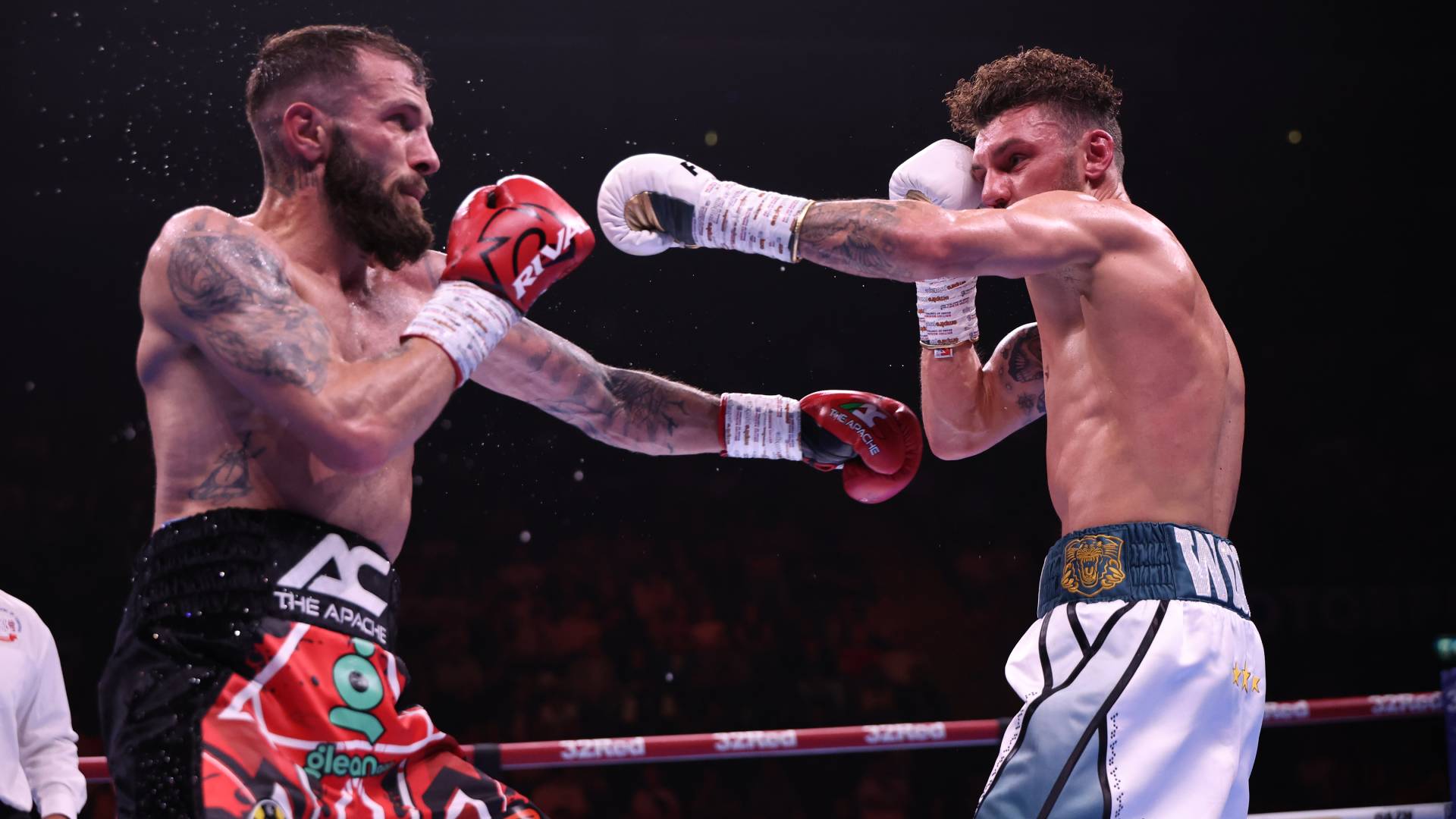 Anthony Cacace and Leigh Wood fight in Nottingham_10052025