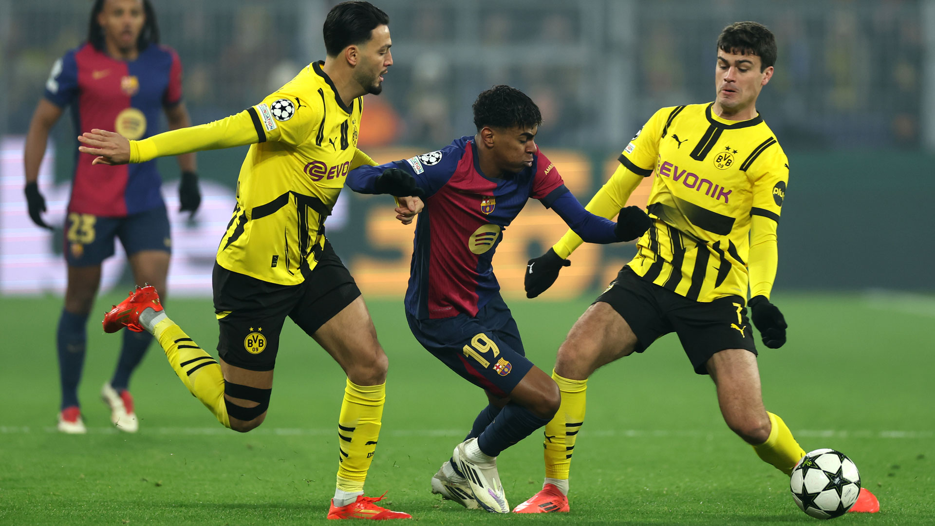 Borussia Dortmund FC Barcelona UEFA Champions League 11122024
