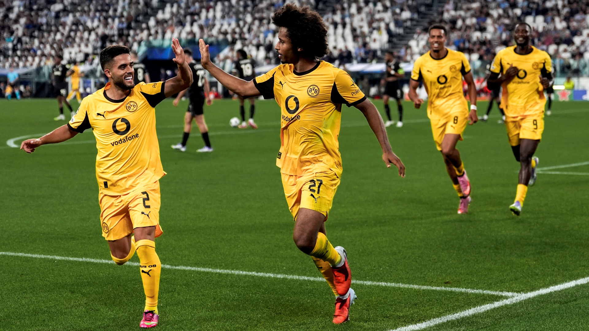 Karim Adeyemi Yan Couto BVB Borussia Dortmund Champions League 16092025