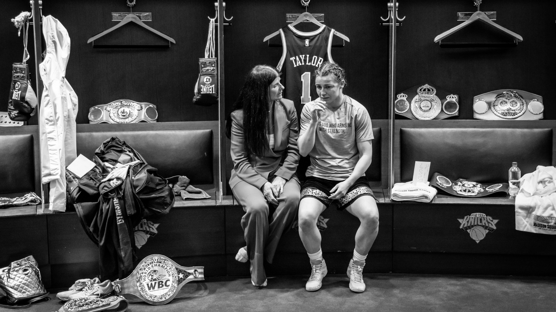 katie-taylor-mother-dazn-ftr