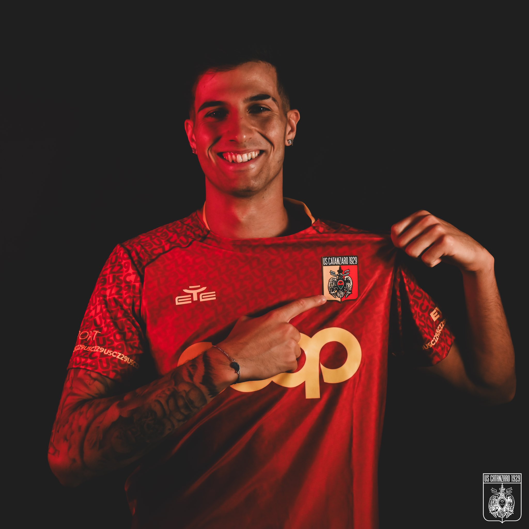 La maglia del Catanzaro 2023-2024