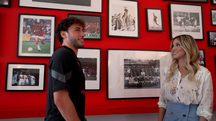 INSIDE MILAN - Diletta Leotta e Davide Calabria