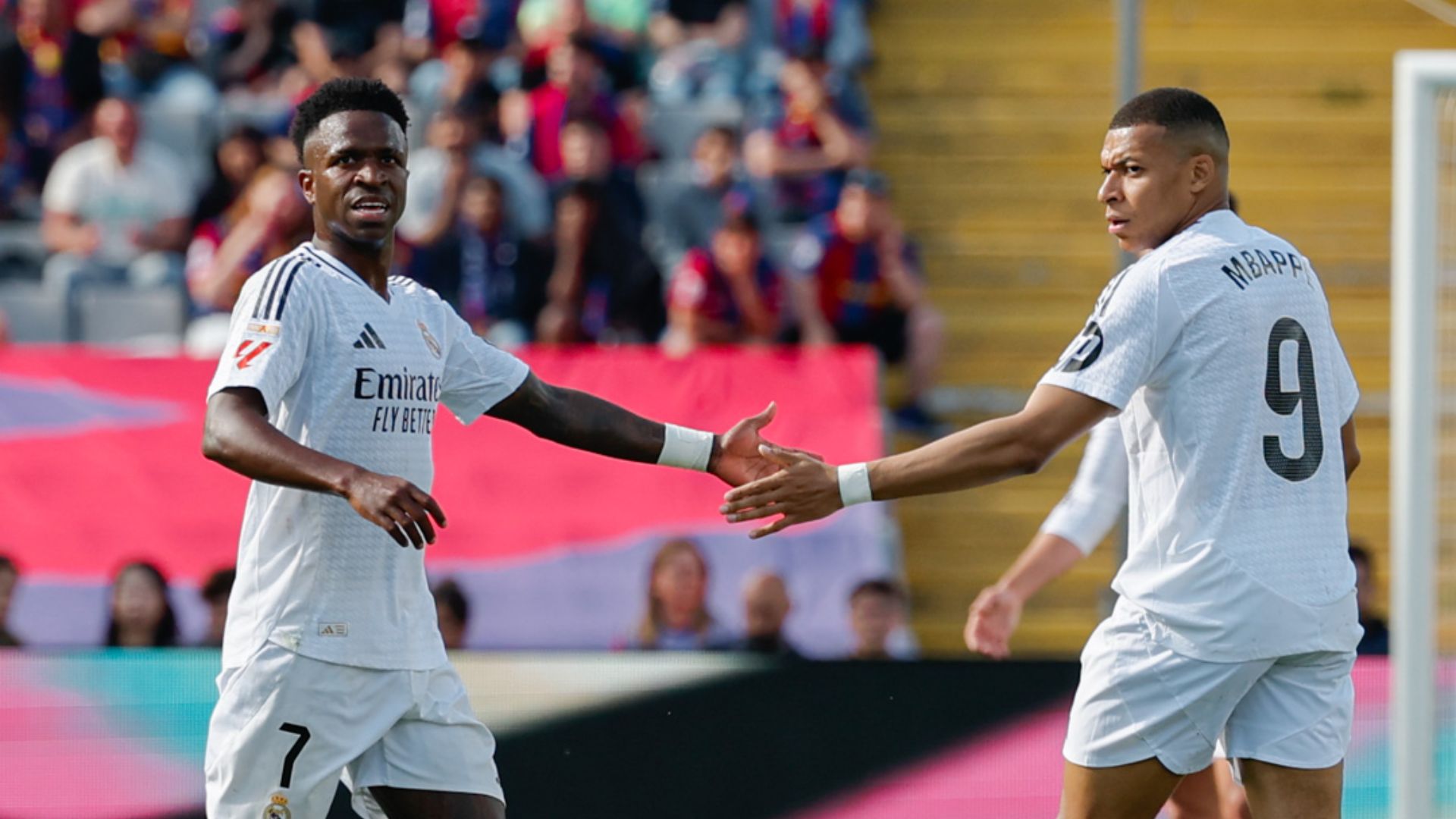 Vinicius y Mbappé, ante el FC Barcelona