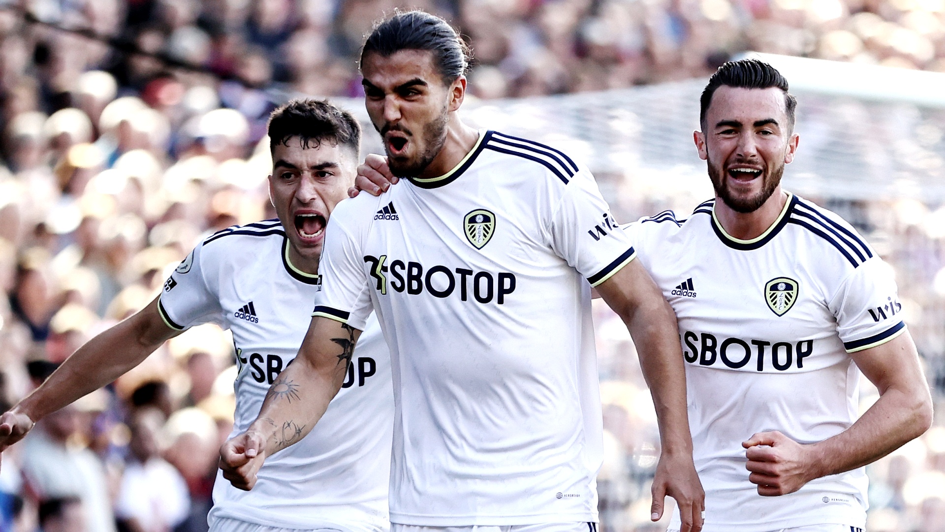 20221009_Pascal Struijk_Marc Roca_Illan Meslier_Leeds United