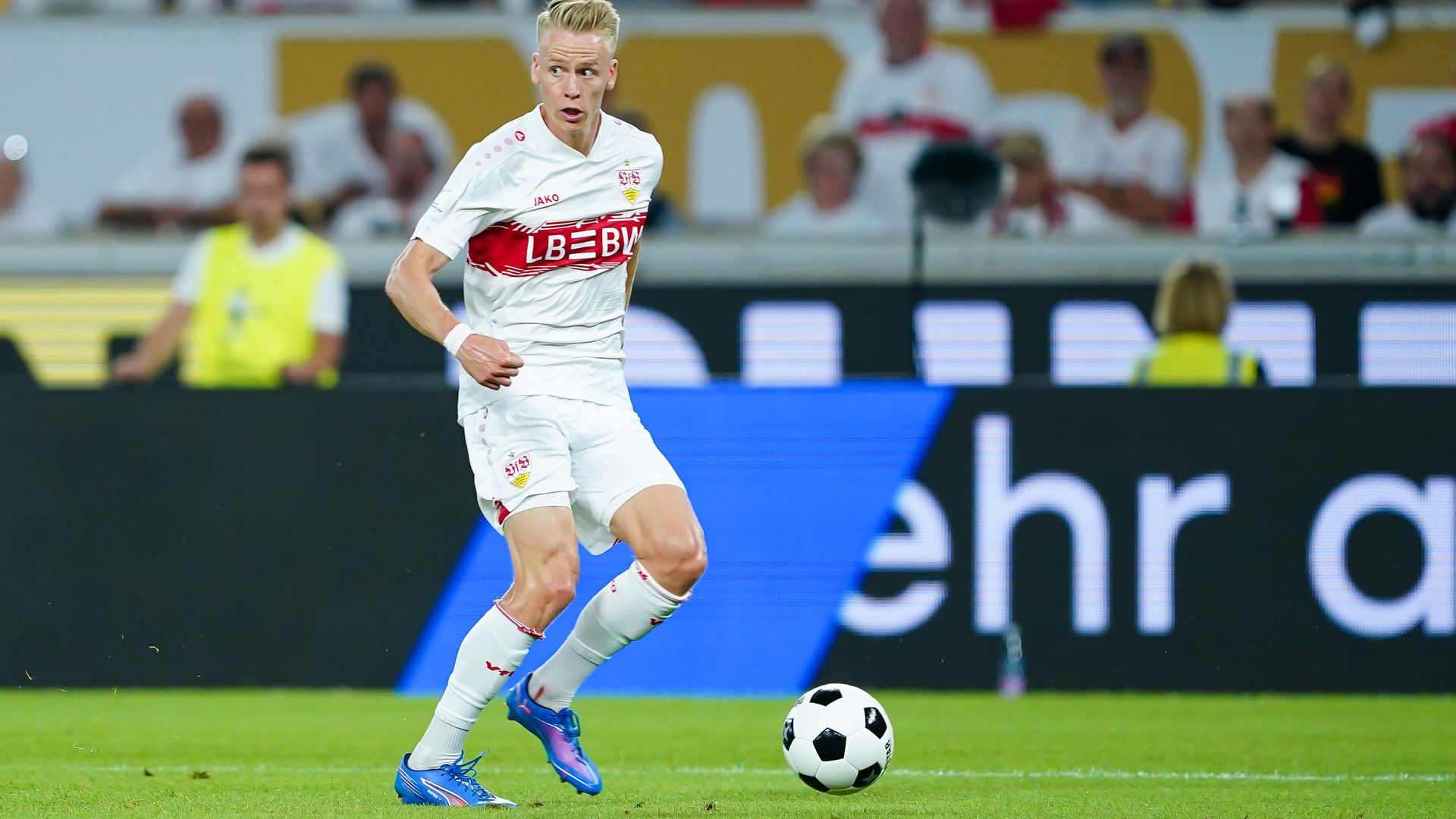 Chris Führich VfB Stuttgart Bundesliga 16082025