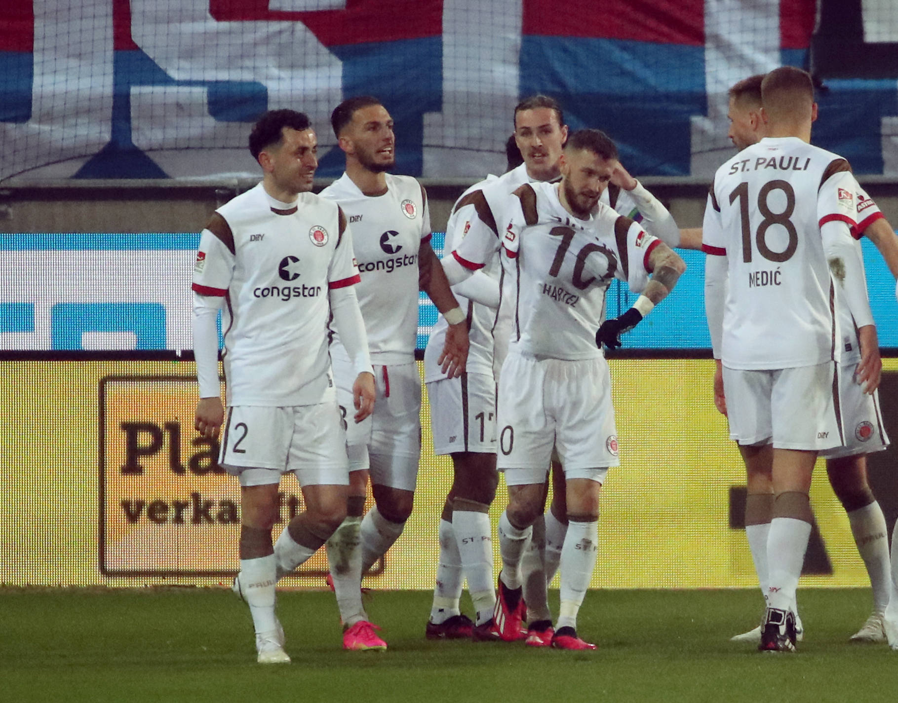 GER only: St. Pauli Jubel 08042023