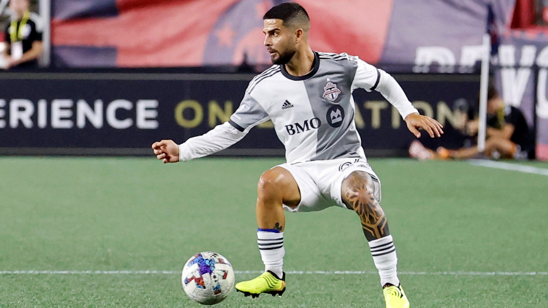 Lorenzo Insigne in azione in MLS con la maglia di Toronto FC