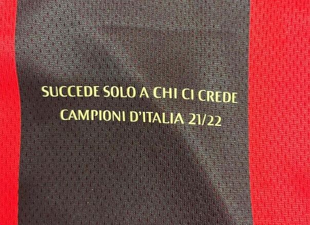 Maglia celebrativa scudetto Milan frase