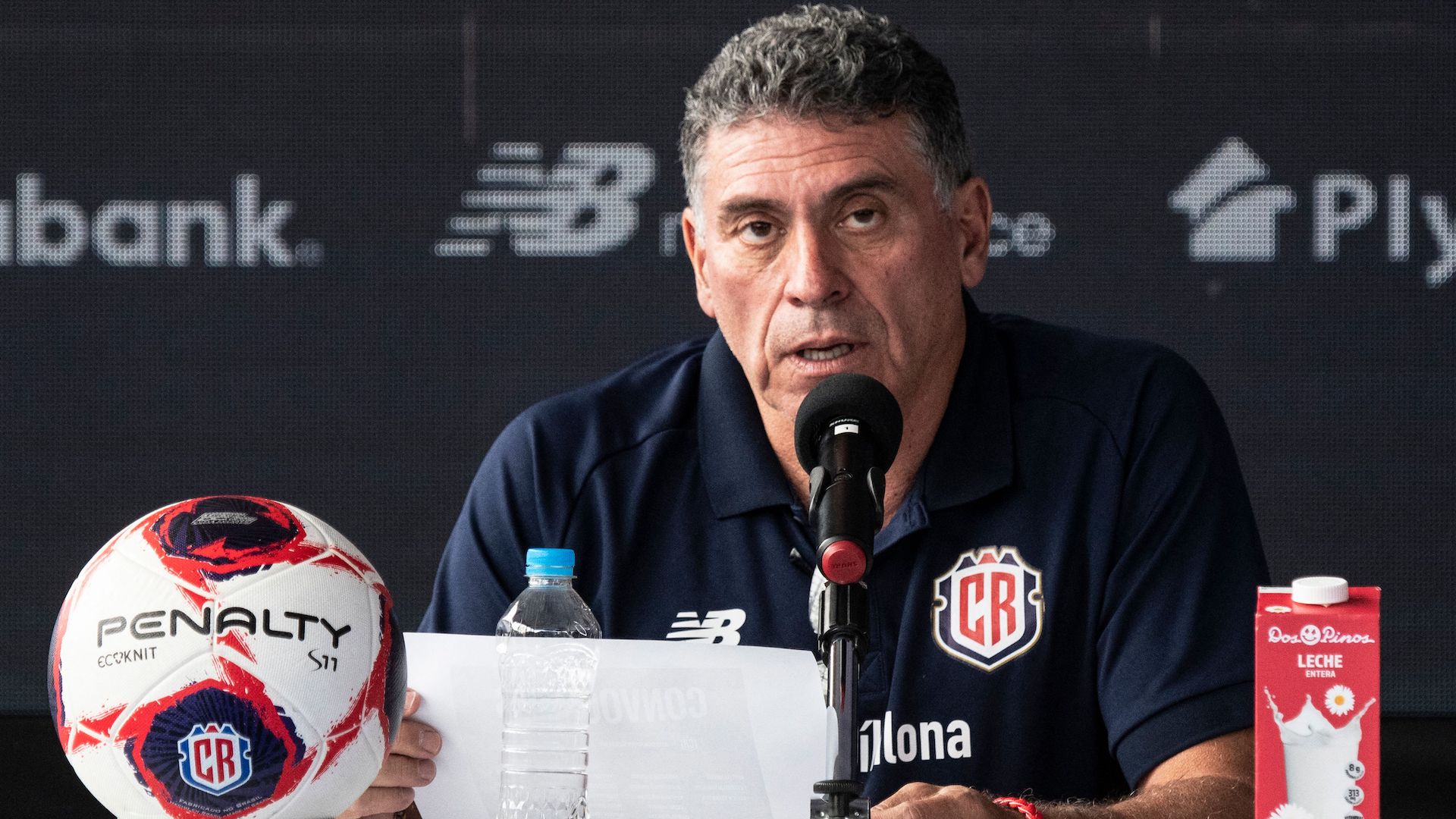 Luis Fernando Suárez, Costa Rica