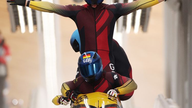 Pechino 2022, Francesco Friedrich vincitore del Bob a due e quattro Germania