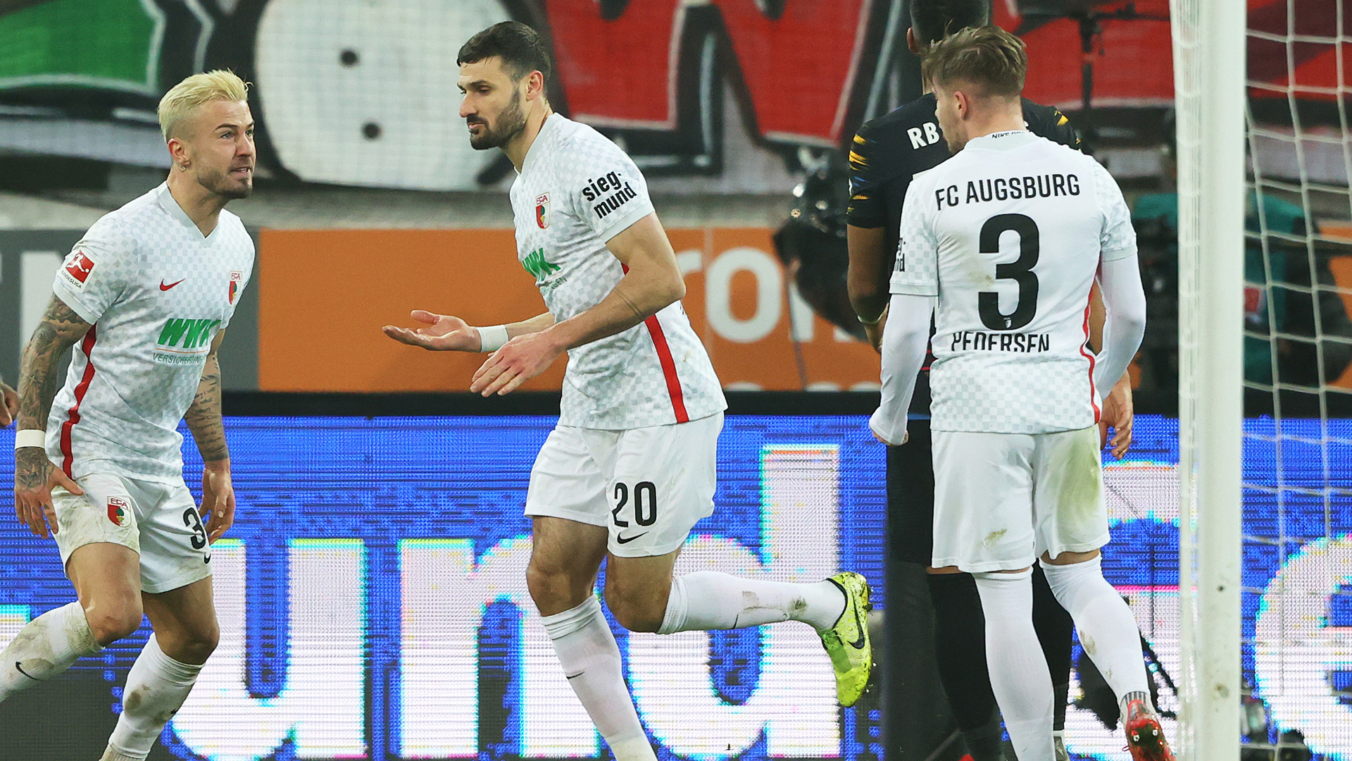 Daniel Caligiuri FC Augsburg 16122021
