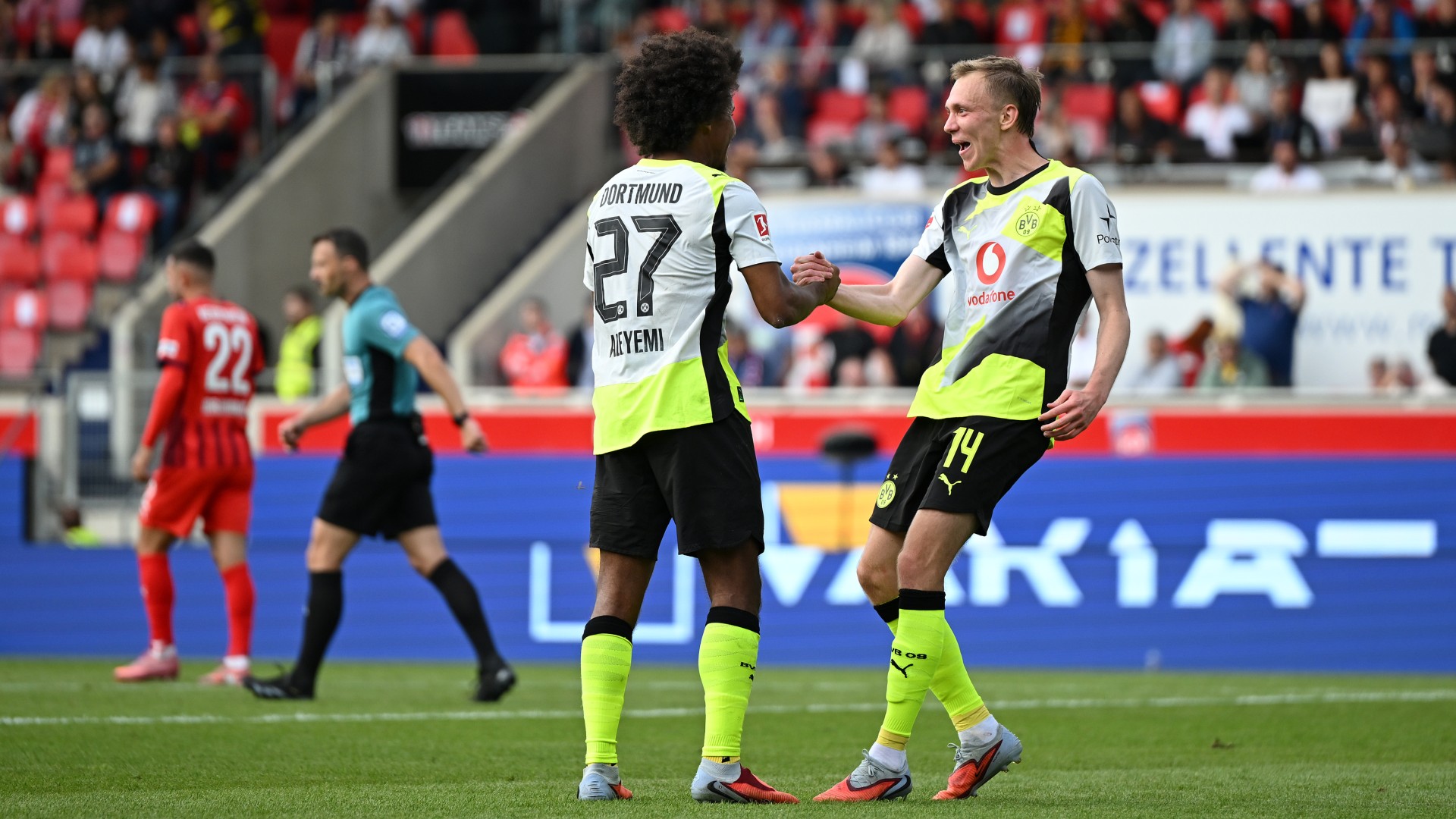 Borussia Dortmund Adeyemi Beier Bundesliga 130925