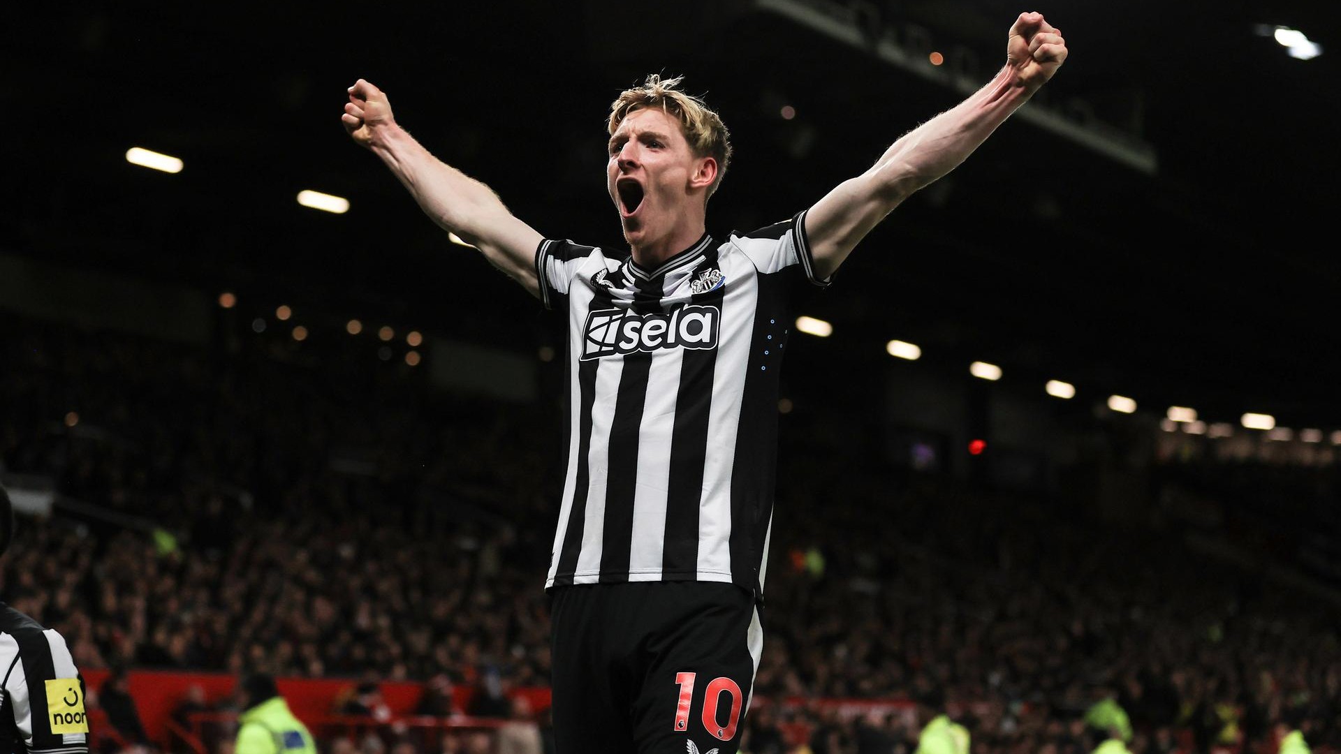 Newcastle Anthony Gordon Carabao Cup 01112023