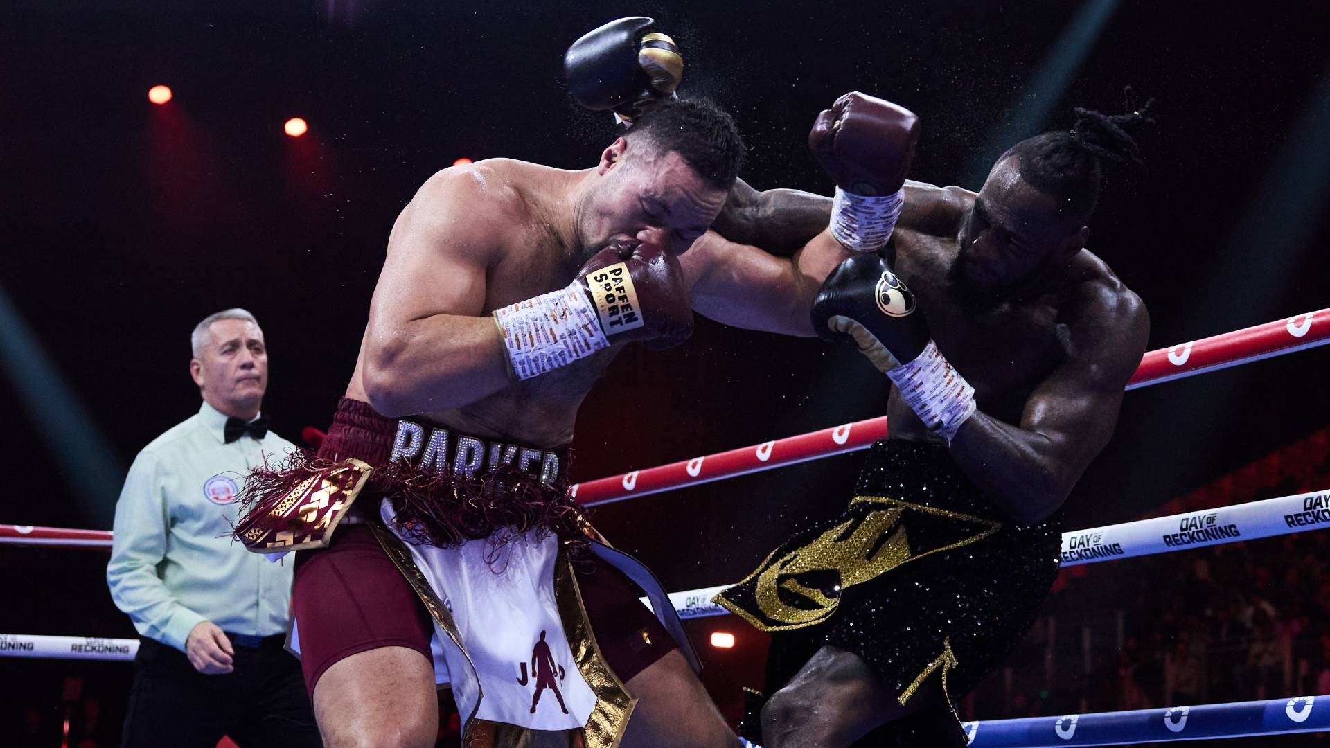Deontay Wilder and Joseph Parker trade punches_23122023