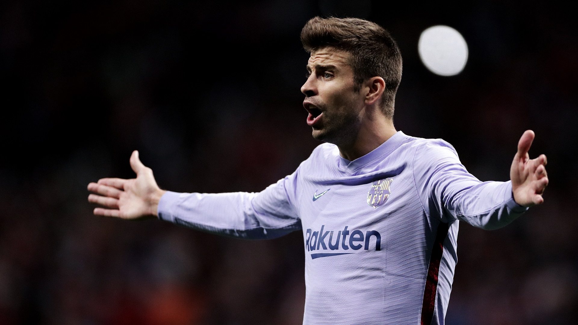 2021-10-03 Pique Barcelona