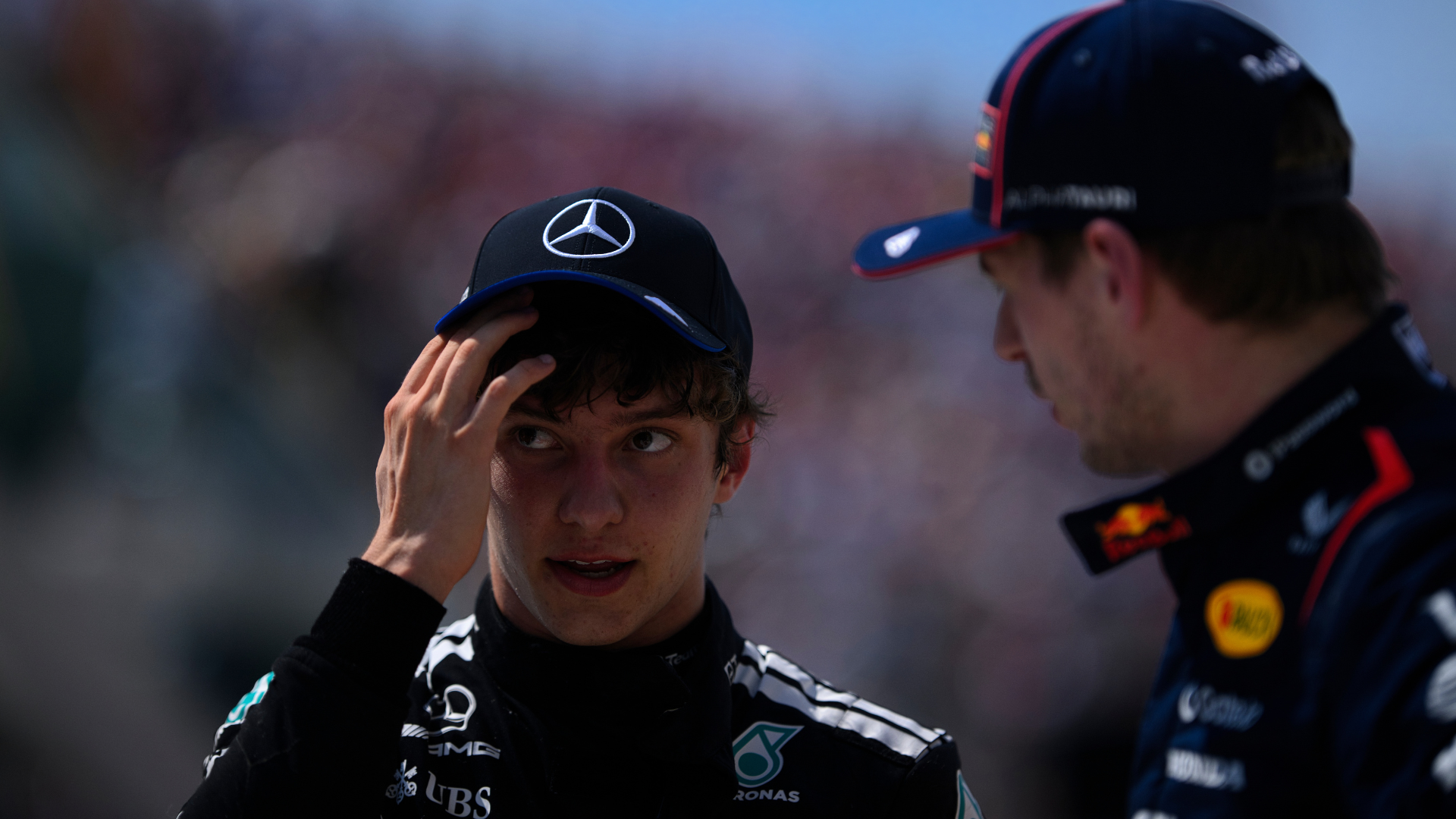 Kimi Antonelli Max Verstappen 2025