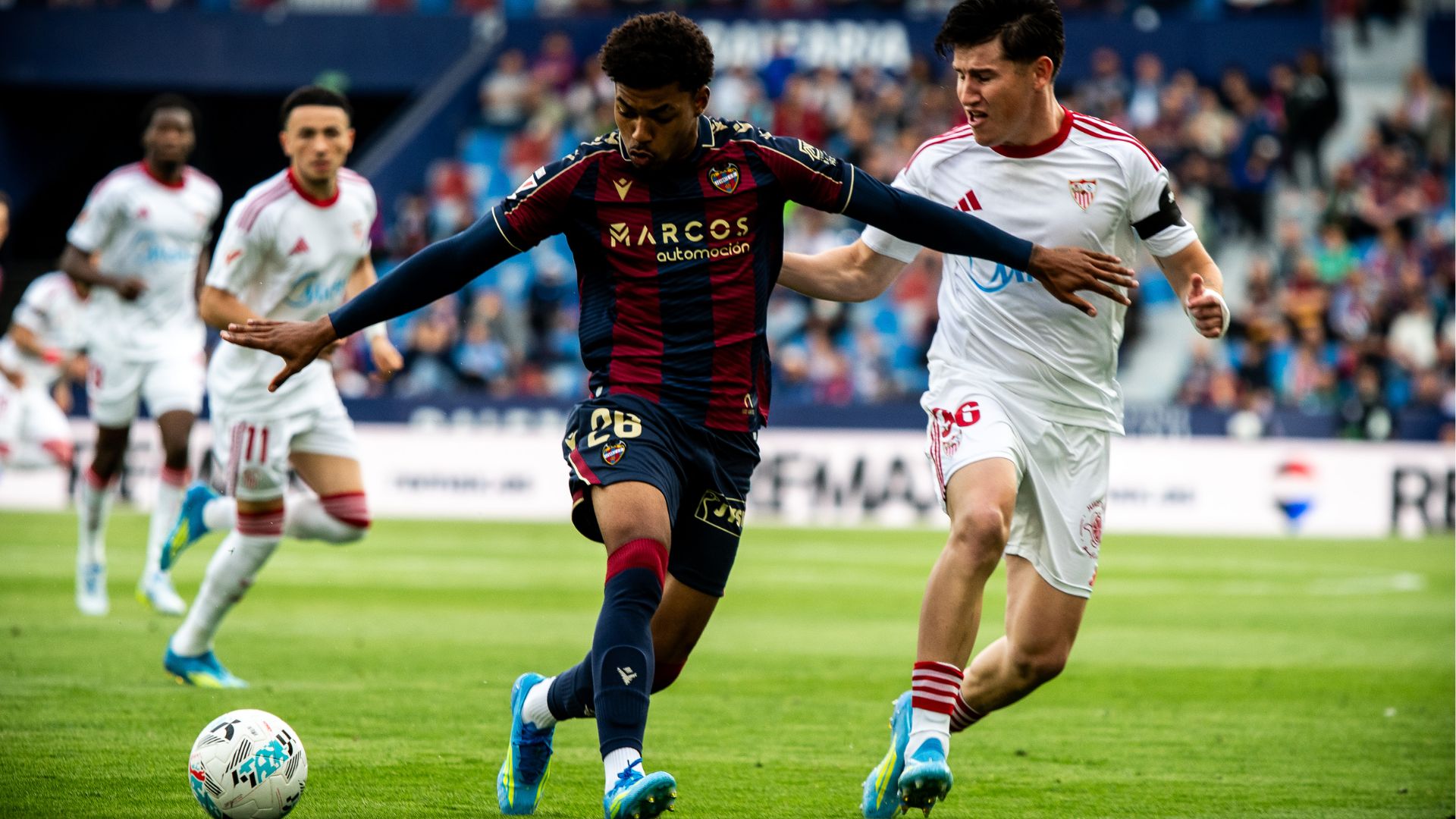 Puntos DAZN Levante UD vs Sevilla FC de la FANTASY LALIGA 2025/26 ...