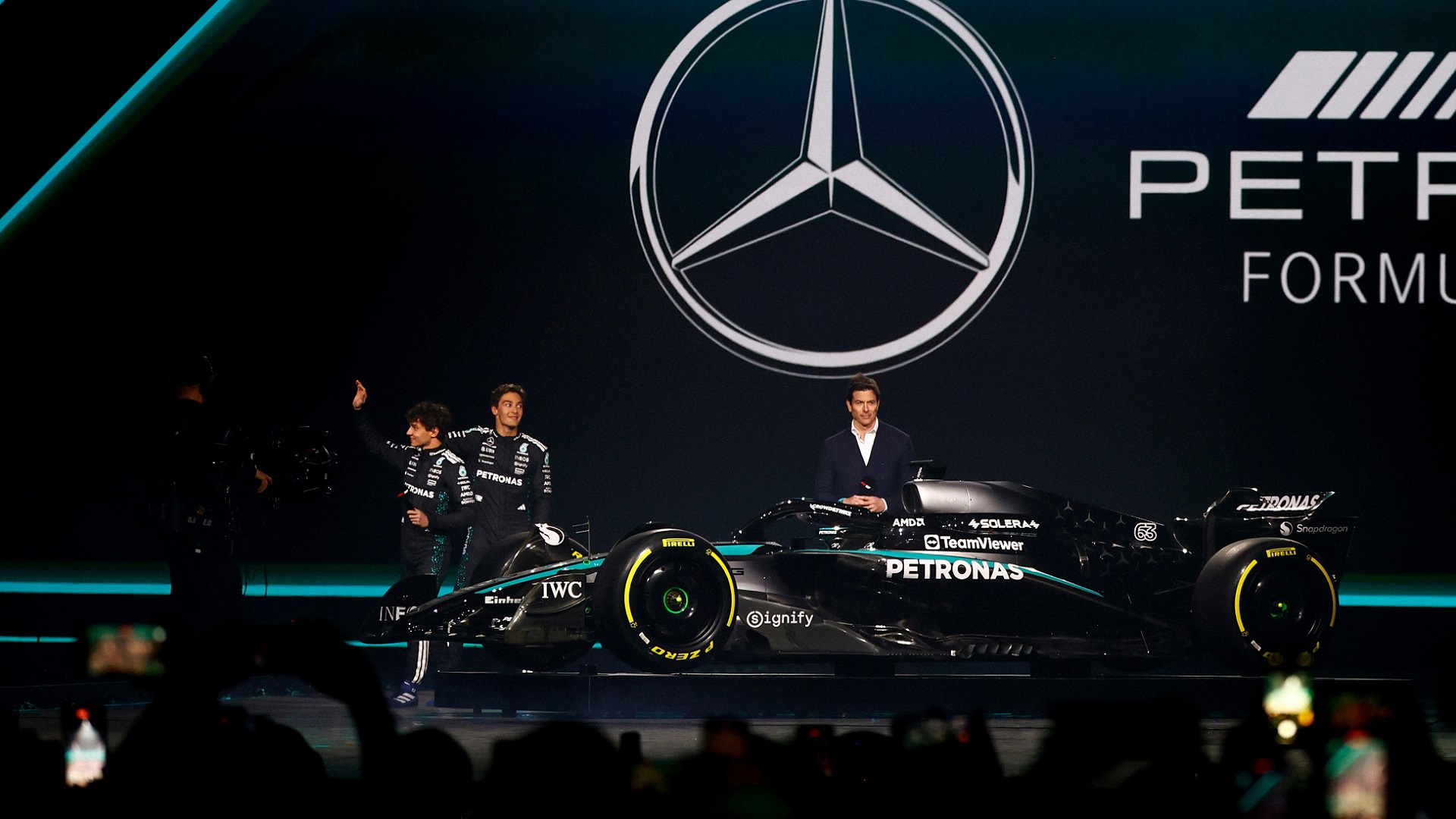 2025-02-18 Russell Andrea Kimi Antonelli Toto Wolff Mercedes F1 Formula 1