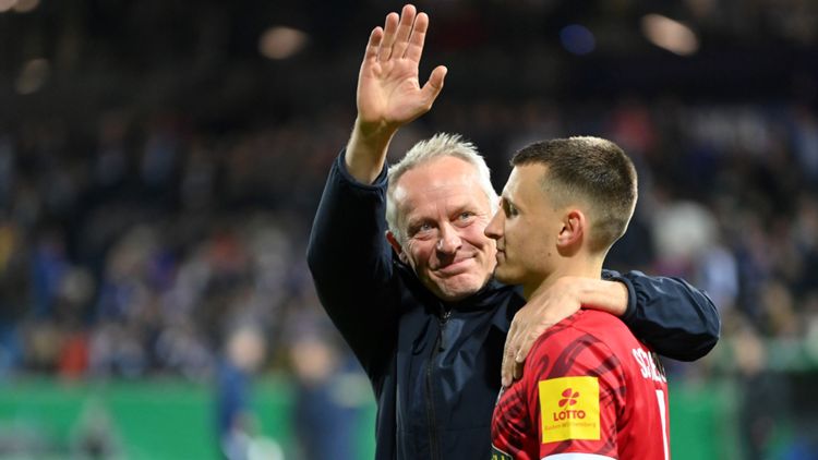 SC Freiburg Streich Bundesliga TV LIVE-STREAM