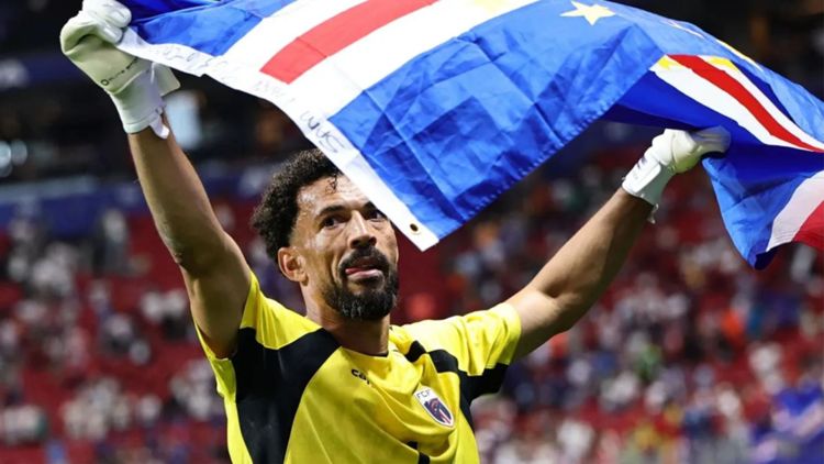 Las lágrimas de Vozinha que representan la emoción de Cabo Verde tras ser el héroe en el empate ante España: "Sabíamos de nuestra calidad" | DAZN News MX