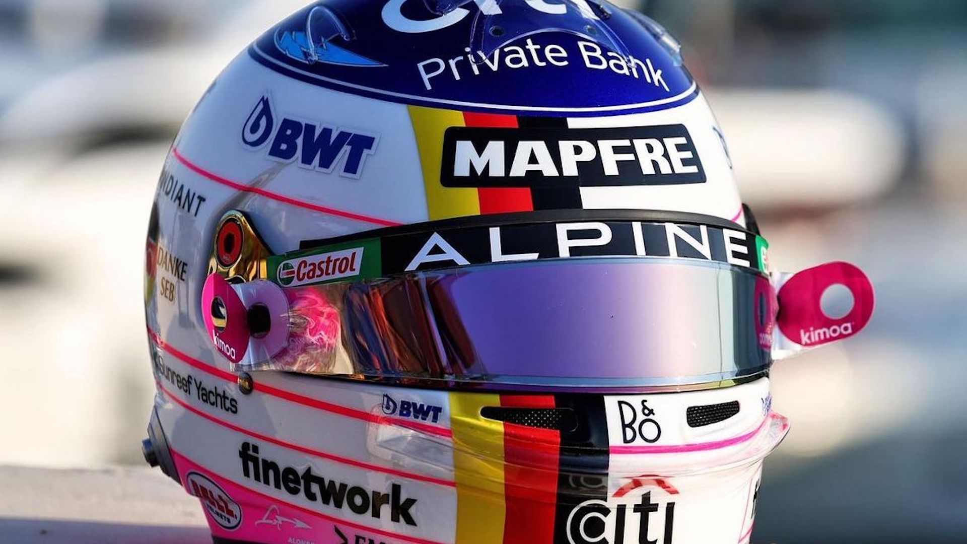 Casco Fernando Alonso, Sebastian Vettel, Alpine, GP Abu Dhabi, F1