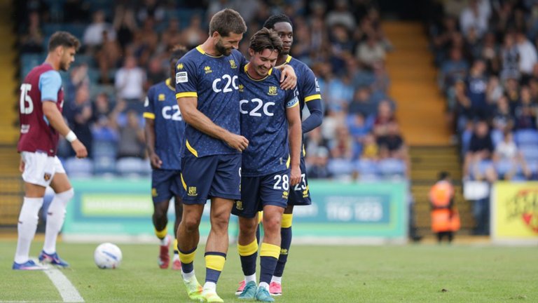 Southend and Carlisle tipped for promotion as the pair set for first battle of the season