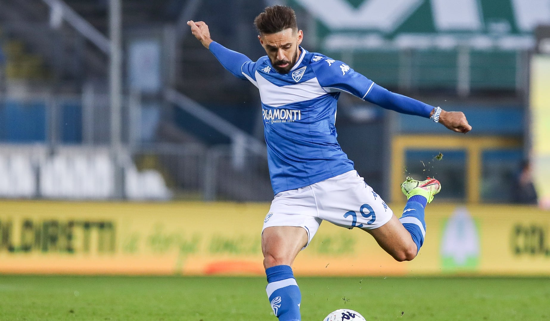 Pajac del Brescia al cross