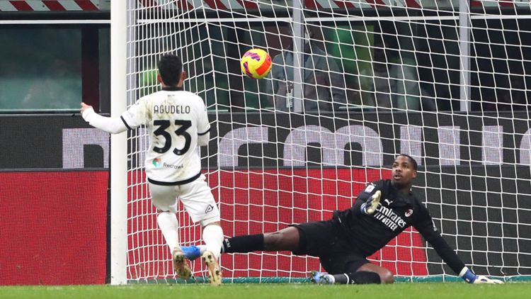 Serie A TIM 2022, Milan-Spezia 1-2: il gol di Kevin Agudelo a San Siro