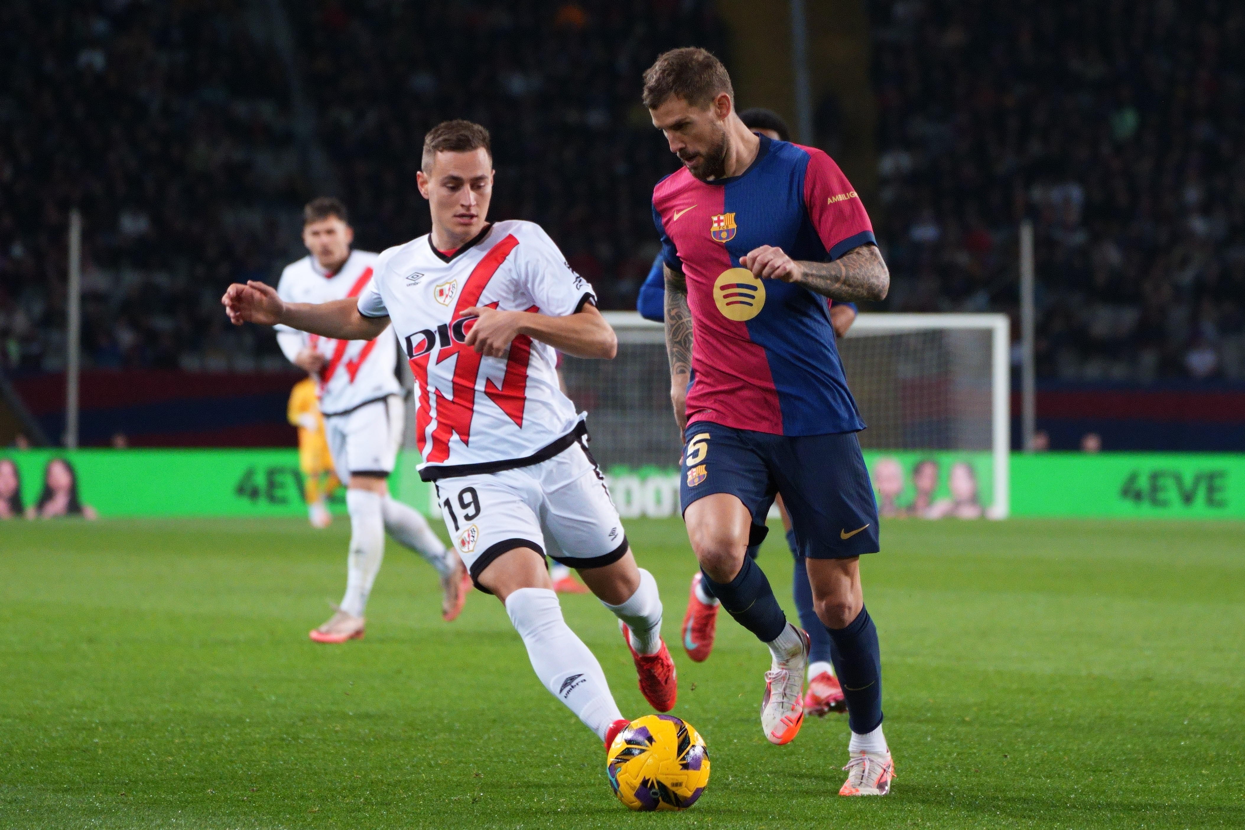 Barcelona vs Rayo Vallecano, Íñigo Martínez