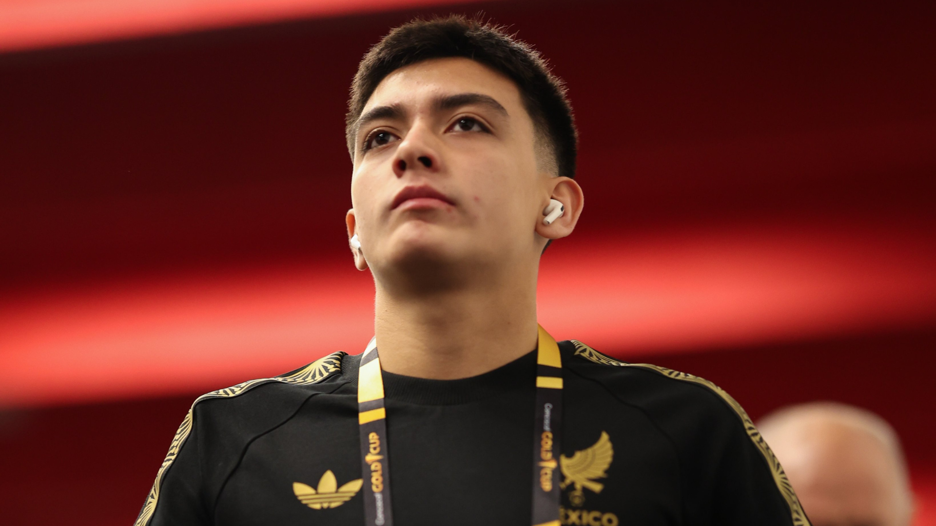 Gilberto Mora, México