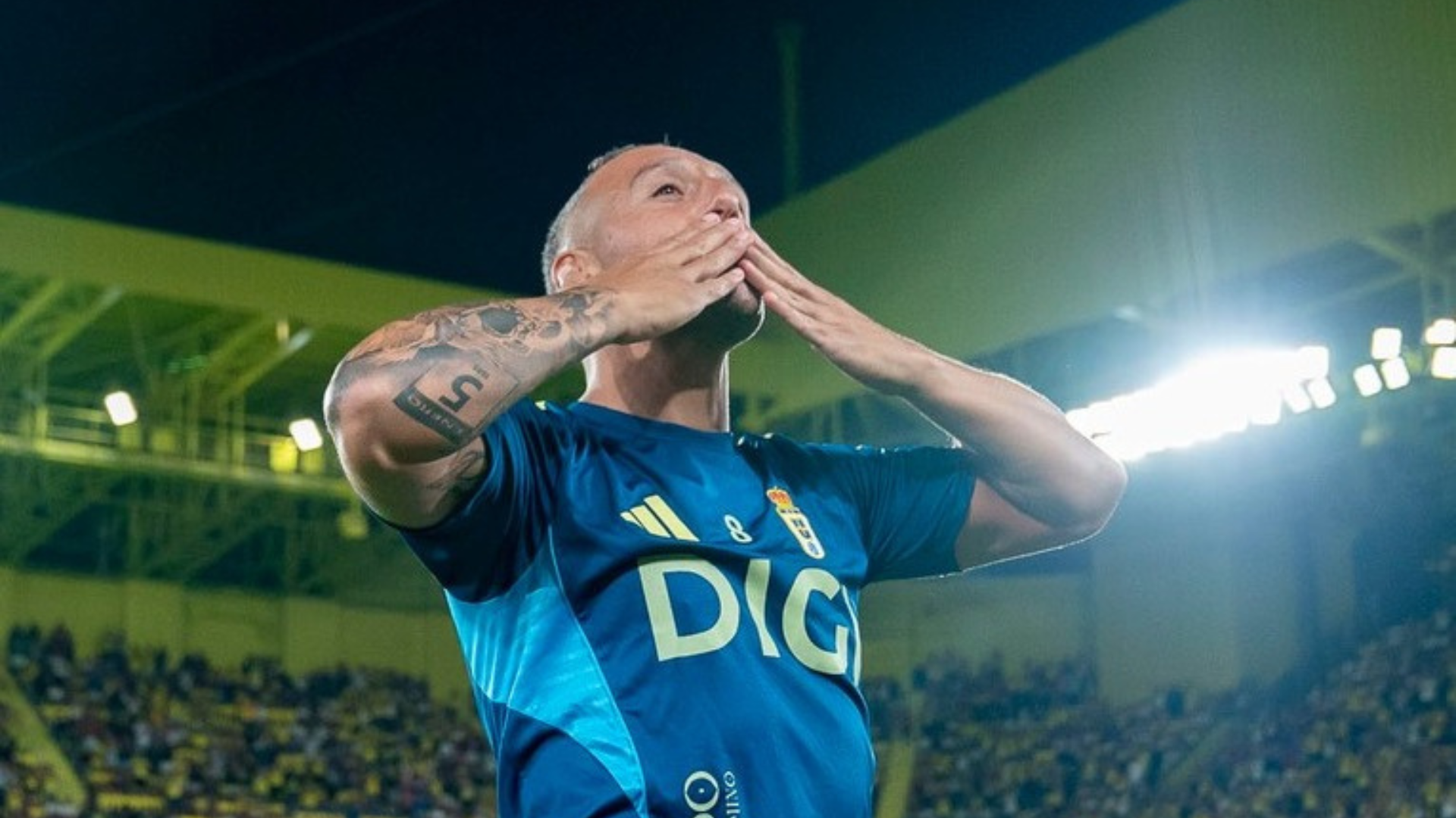 Santi Cazorla, Villarreal-Real Oviedo