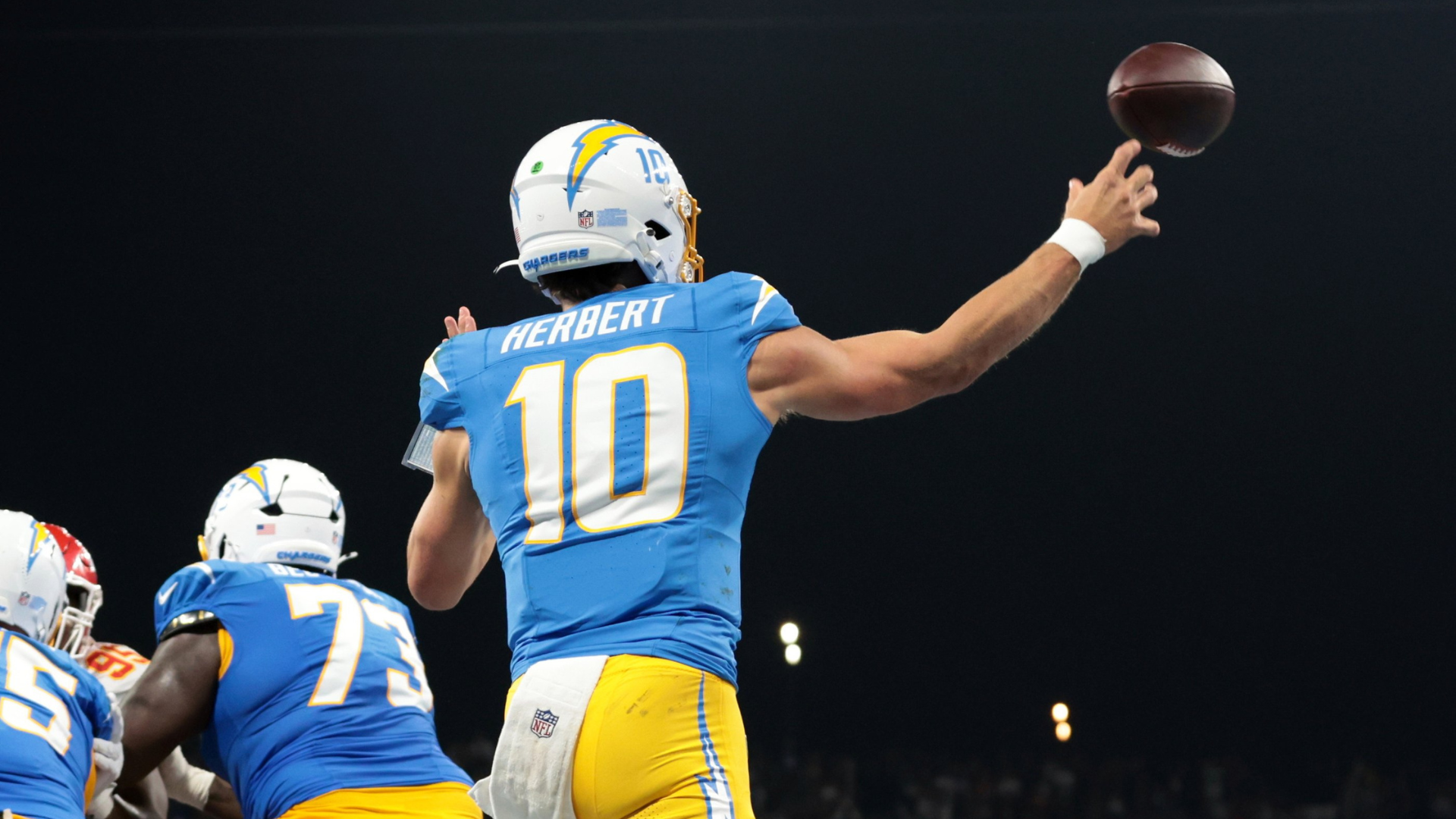 Justin Herbert, Chargers