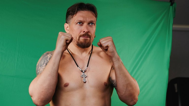 Does Usyk's heaviest ever weight mean big trouble for Verhoeven?